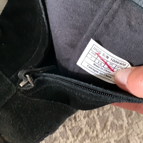 UGG Lo Pro Floral Suede Black Laser Cut Ankle Boots size 7 leather embroidered - Picture 2 of 11